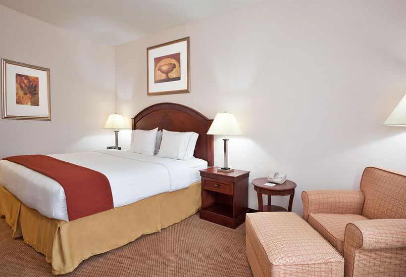 Hotel Holiday Inn Express Detroit Farmington Hills 