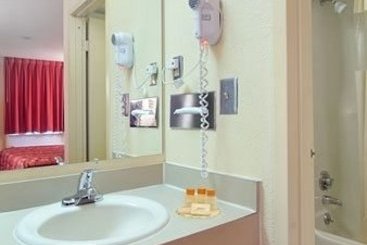 Hotel Days Inn College Park Airport Best Road  | Atlanta | Georgia | United States 7