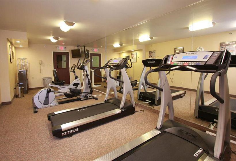 Crowne Plaza Paramus Hotel 