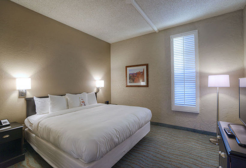 Radisson Hotel Phoenix North  | Phoenix | Arizona | United States 2