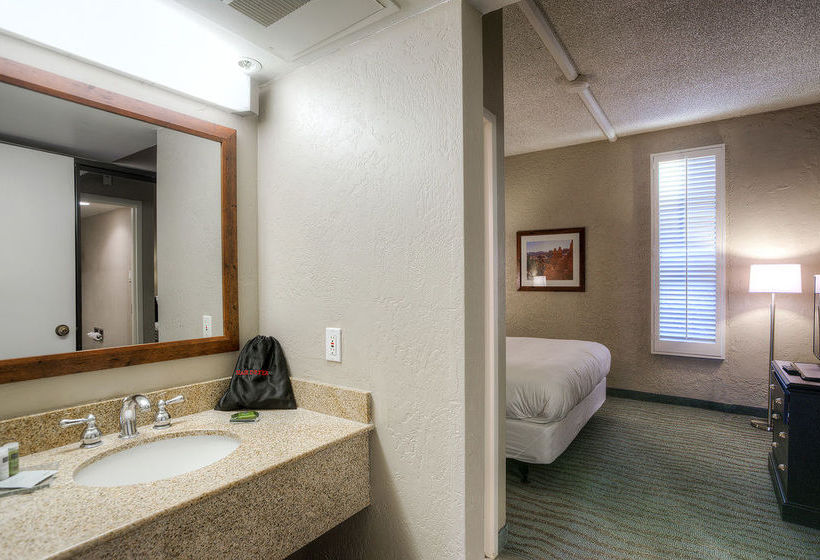 Radisson Hotel Phoenix North  | Phoenix | Arizona | United States 4