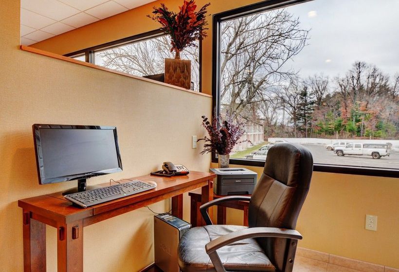 Hotel Econo Lodge Inn & Suites  | Westfield | Massachusetts | Hotel negli Stati Uniti 6