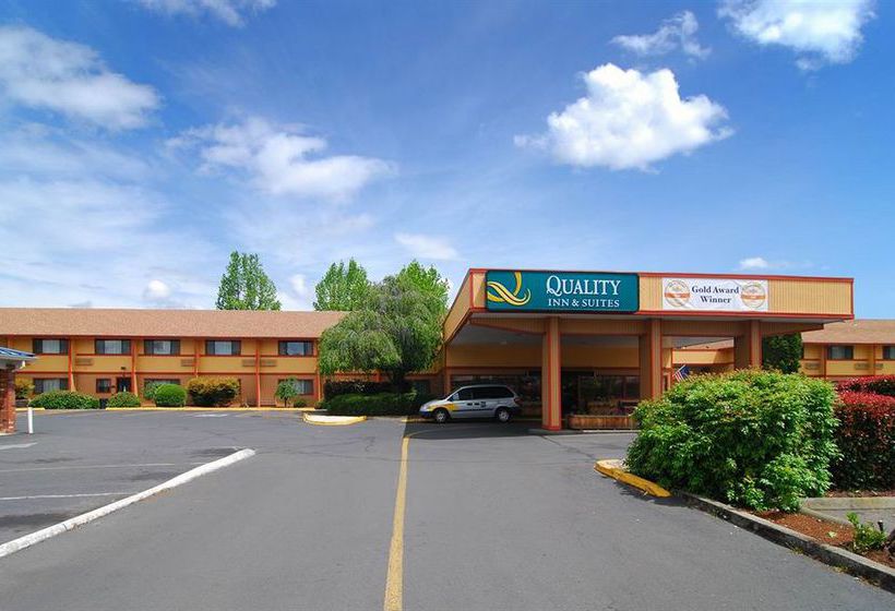 Hotel Quality Inn & Suites Airport  | Medford | Oregon | United States 10