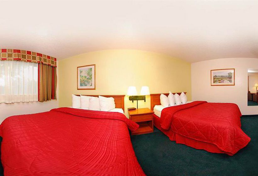 Hotel Quality Inn & Suites Airport  | Medford | Oregon | United States 6