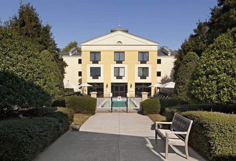 DoubleTree by Hilton Hotel Charlotte Airport