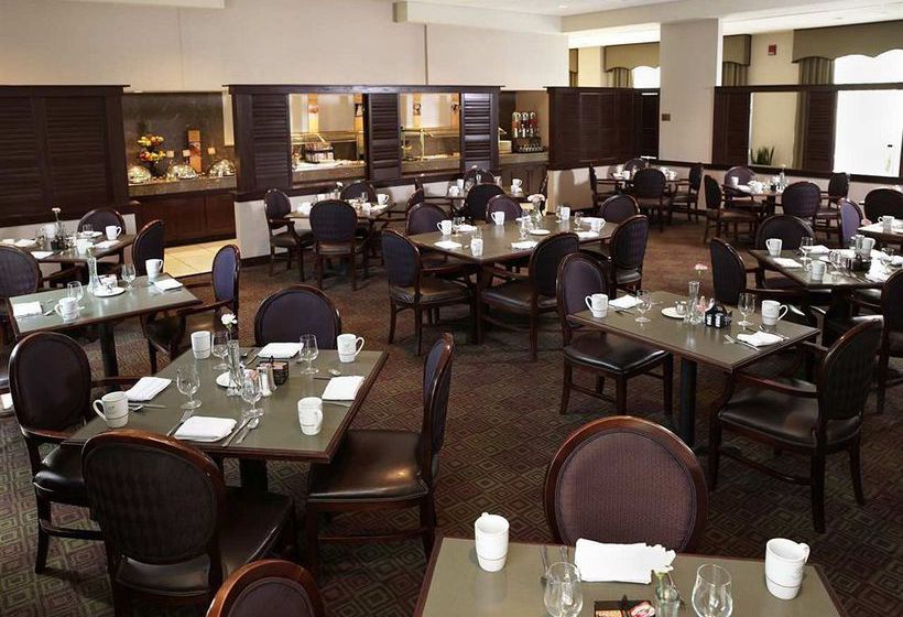 DoubleTree by Hilton Hotel Charlotte Airport  | Charlotte | North Carolina | United States 16