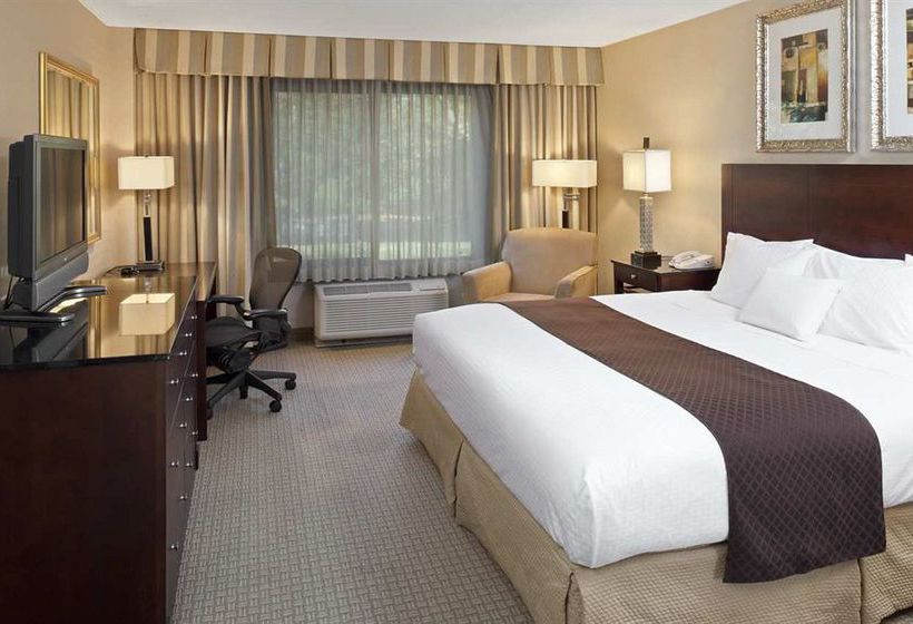 DoubleTree by Hilton Hotel Charlotte Airport  | Charlotte | North Carolina | United States 3