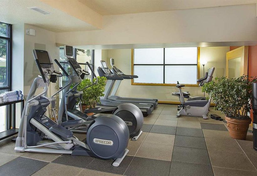 DoubleTree by Hilton Hotel Charlotte Airport  | Charlotte | North Carolina | United States 8