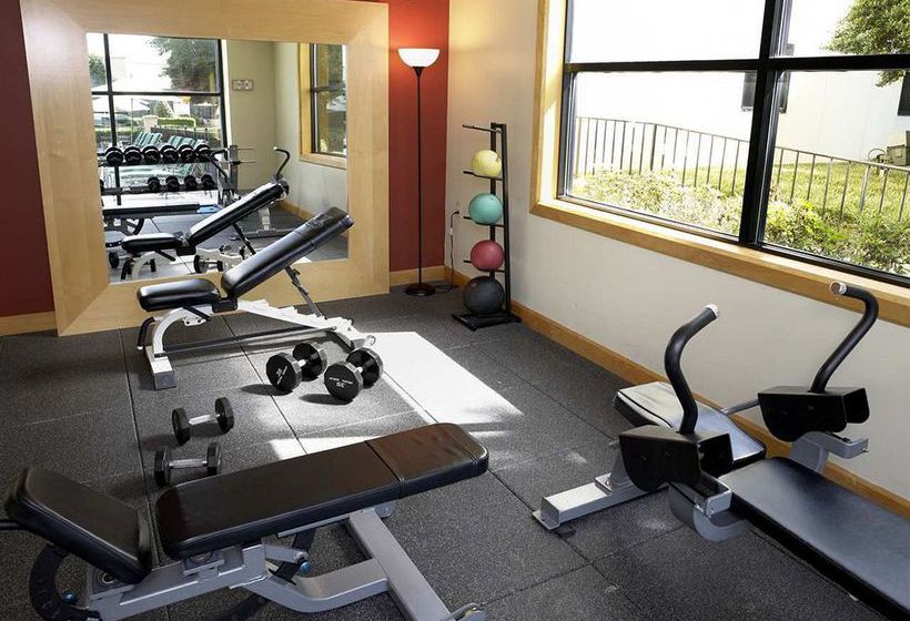 DoubleTree by Hilton Hotel Charlotte Airport  | Charlotte | North Carolina | United States 9