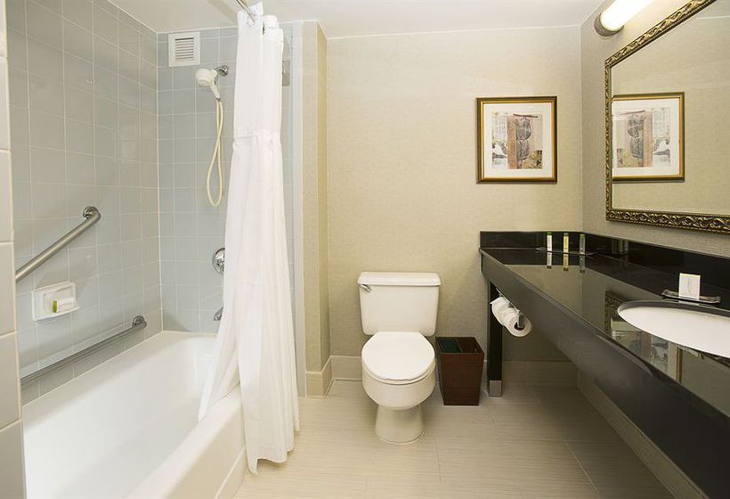 DoubleTree by Hilton Hotel Detroit - Novi Michigan