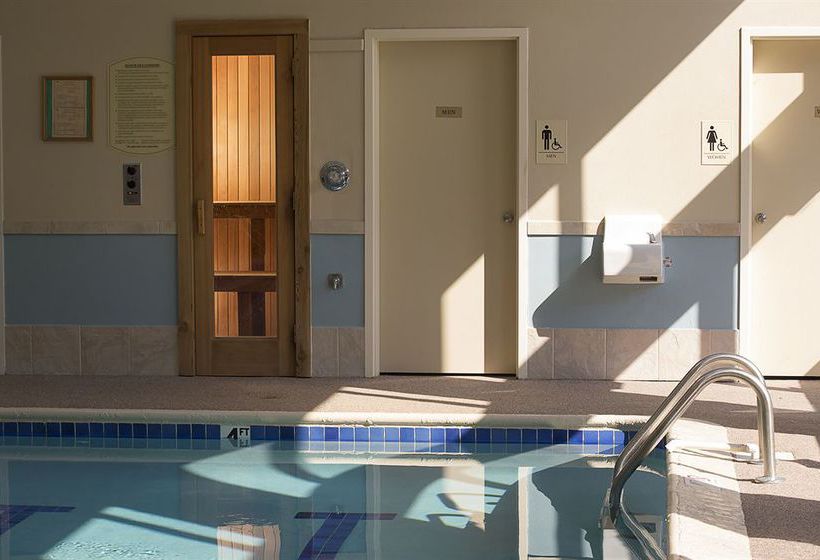 DoubleTree by Hilton Hotel Detroit - Novi  | Novi | Michigan | United States 6