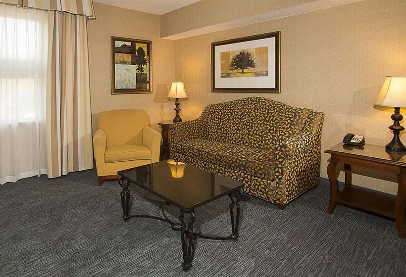 DoubleTree by Hilton Hotel Detroit - Novi  | Novi | Michigan | United States 7