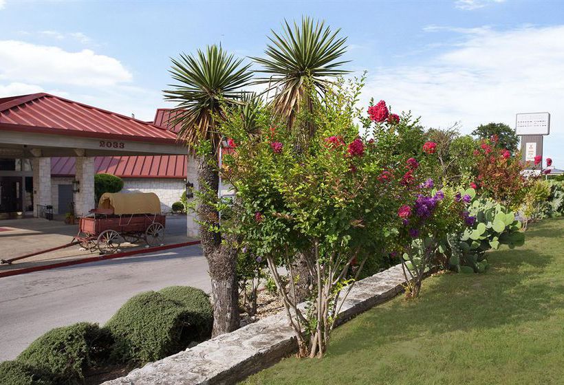 Holiday Inn Y O Ranch Hotel 