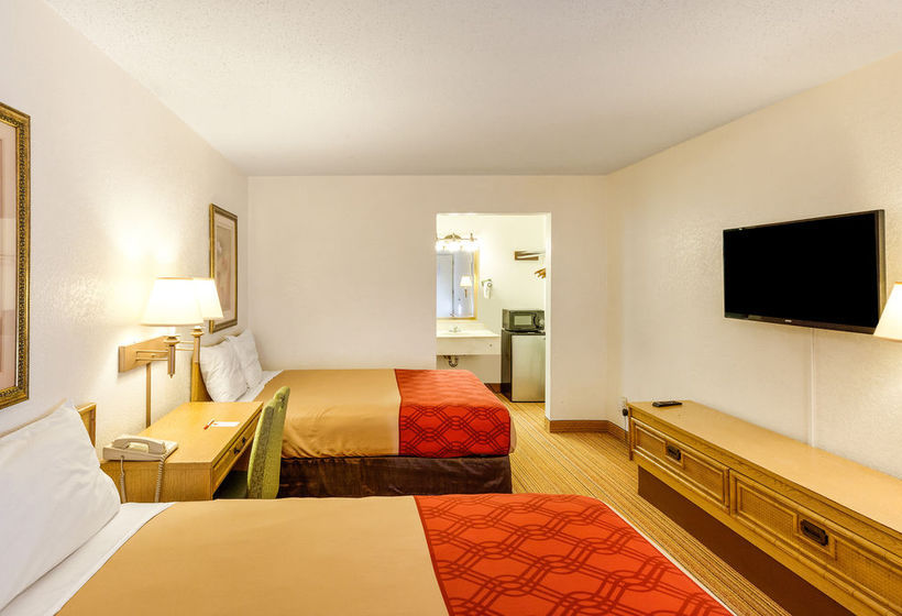 Hotel Econo Lodge Airport I-35 North  | Dallas | Texas | United States 17