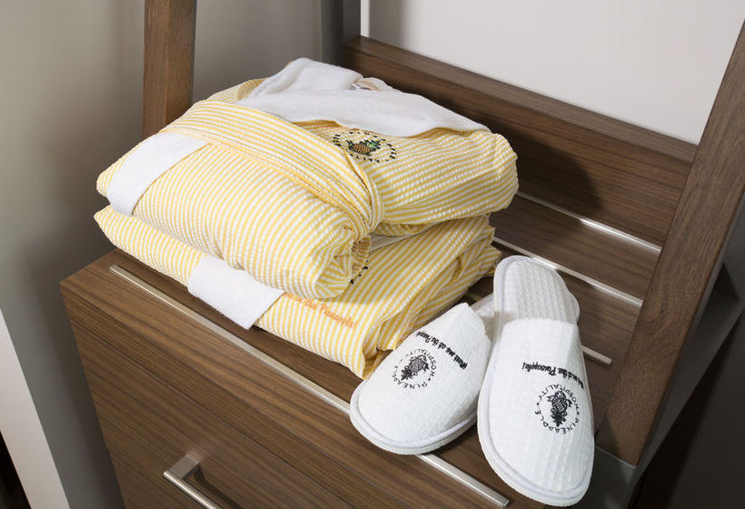 Hotel University Inn  | Seattle | Washington | United States 10