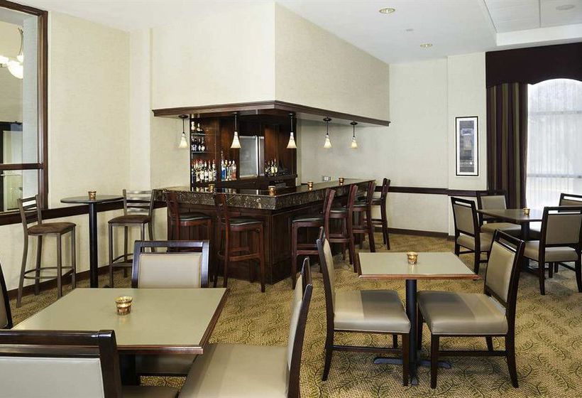 DoubleTree by Hilton Hotel Milwaukee - Brookfield  | Brookfield | Wisconsin | United States 10