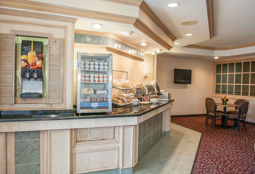 Hotel Comfort Suites 