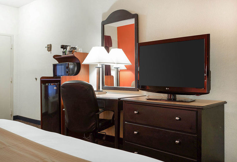 Hotel Quality Inn & Suites at Six Flags  | Austell | Georgia | United States 15