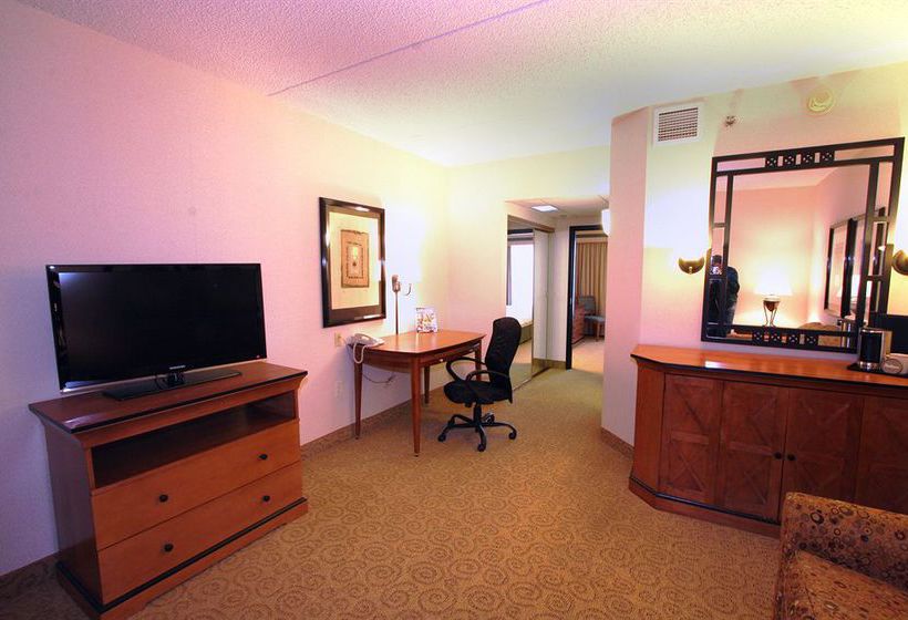 Hotel Radisson on John Deere Commons  | Moline | Illinois | United States 10