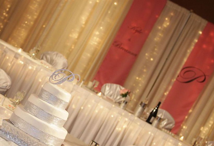 Radisson Quad City Plaza Hotel  | Davenport | Iowa | United States 12