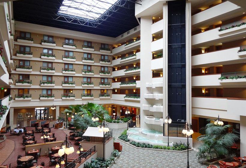 Radisson Quad City Plaza Hotel  | Davenport | Iowa | United States 9