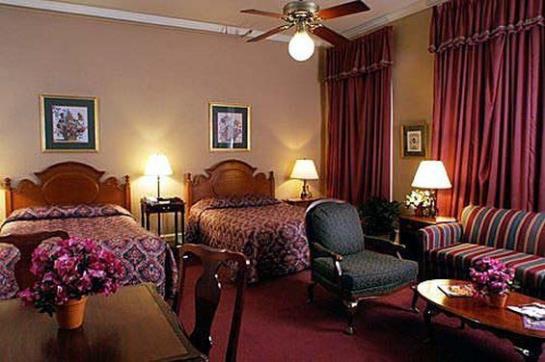 Chateau Dupre French Quarter Hotel  | New Orleans | Louisiana | United States 8