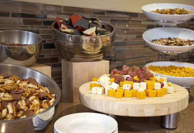 Hotel Embassy Suites Cleveland Beachwood  | Beachwood | Ohio | United States 5