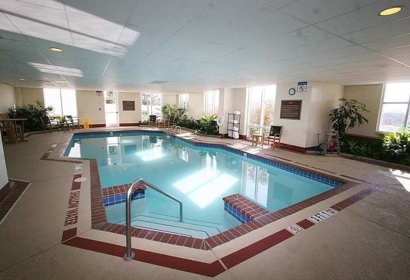 Embassy Suites Hotel Intl Airport  | Coraopolis | Pennsylvania | United States 1