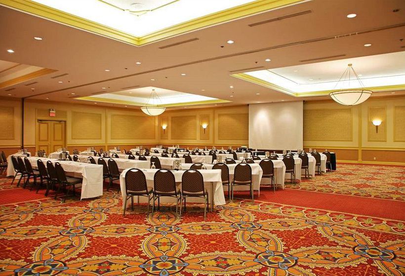 Embassy Suites Hotel Intl Airport  | Coraopolis | Pennsylvania | United States 10