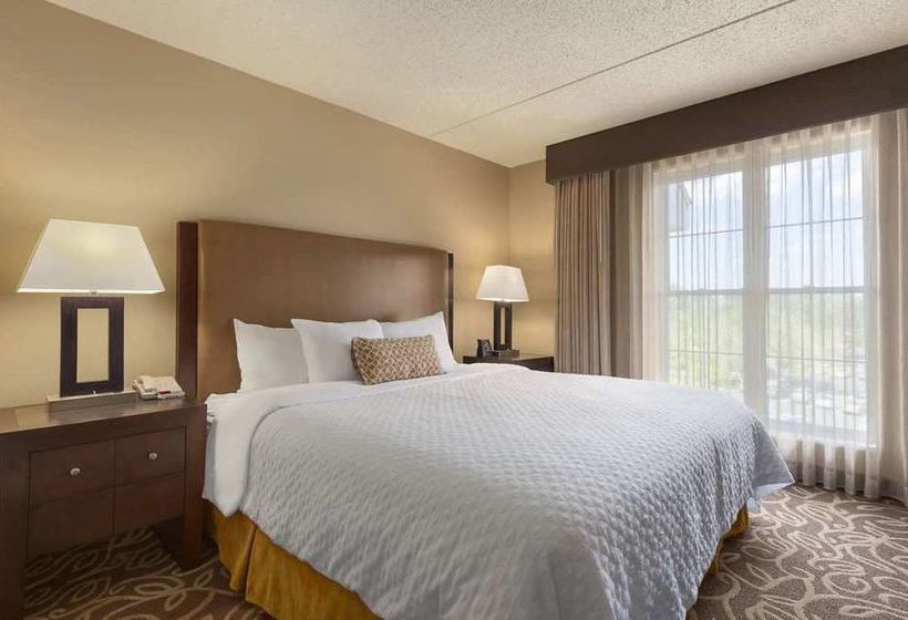 Embassy Suites Hotel Intl Airport  | Coraopolis | Pennsylvania | United States 18