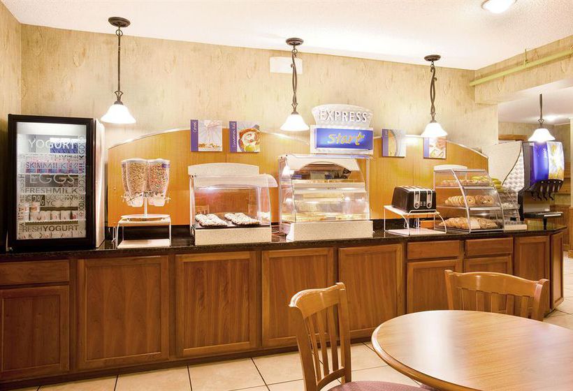 Hotel Holiday Inn Express Gaylord   | Gaylord | Michigan | United States 8