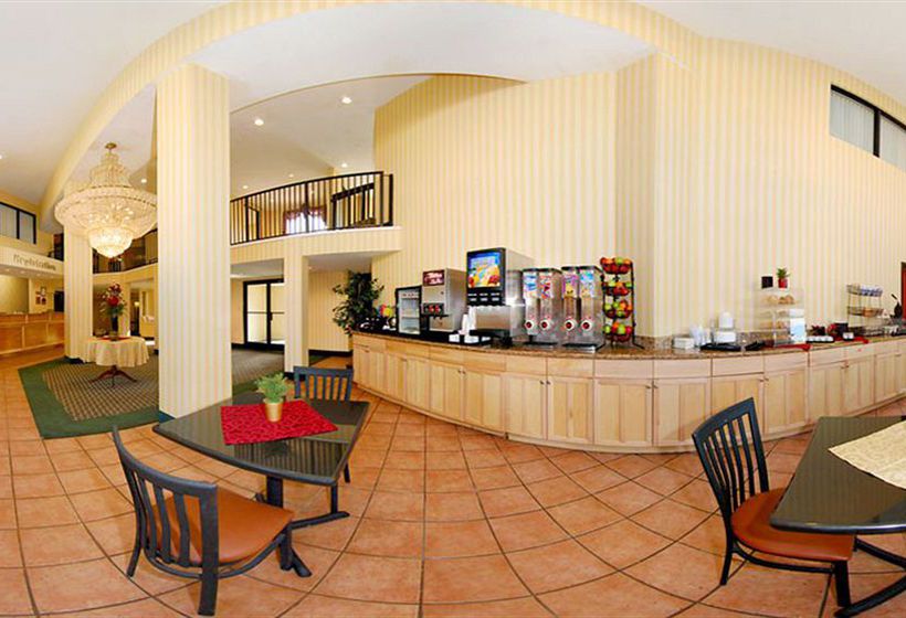 Hotel Quality Inn & Suites   | Wilson | North Carolina | United States 1