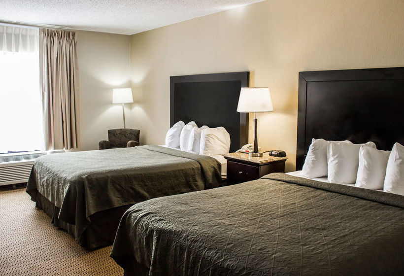 Hotel Quality Inn & Suites   | Wilson | North Carolina | United States 17