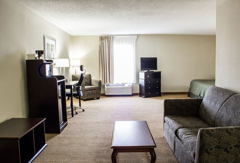 Hotel Quality Inn & Suites   | Wilson | North Carolina | United States 18