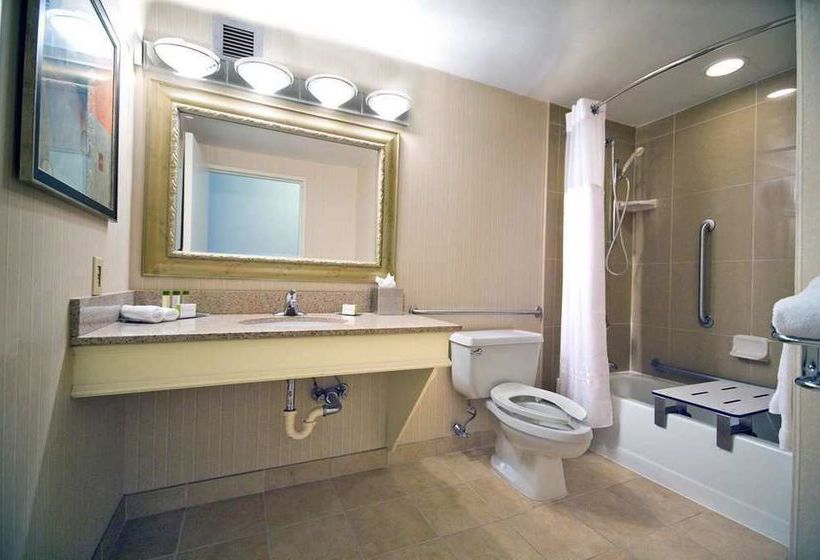 Doubletree Hotel Bradley International Airport  | Windsor Locks | Connecticut | United States 15