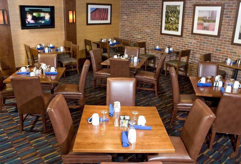 Doubletree Hotel Bradley International Airport  | Windsor Locks | Connecticut | United States 20