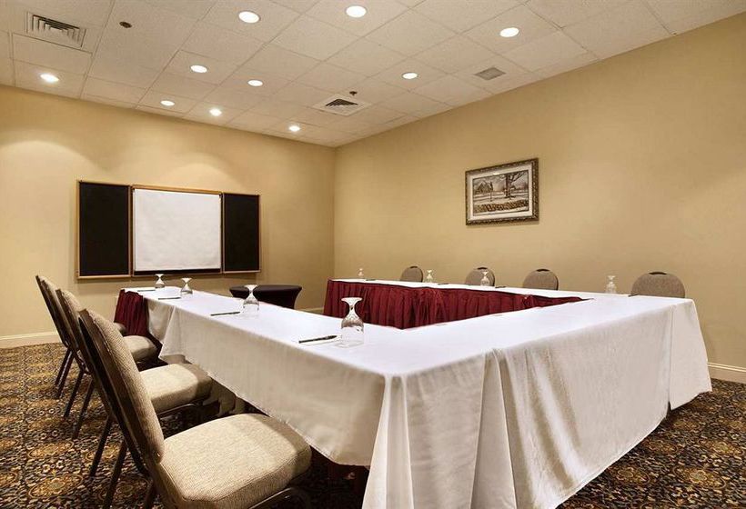 Doubletree Hotel Bradley International Airport  | Windsor Locks | Connecticut | United States 6