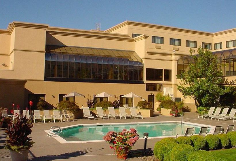 Monarch Hotel & Conference Center  | Portland | Oregon | United States 1