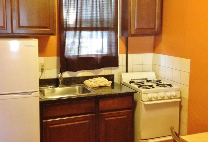 Hotel Americas Best Value Inn & Suites Aberdeen  | Aberdeen | Maryland | United States 13