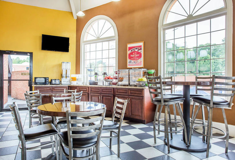 Hotel Econo Lodge Acworth  | Acworth | Georgia | United States 7