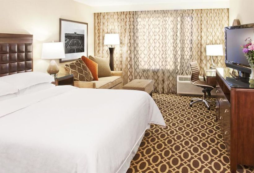 Hotel Sheraton Inn Ann Arbor Michigan