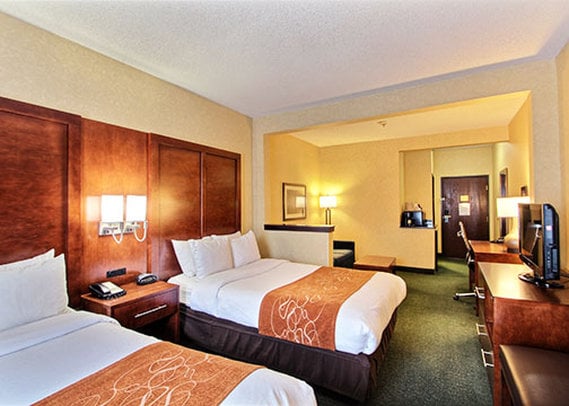 Hotel Comfort Suites Comfort Dome Wisconsin