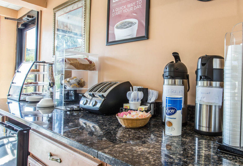 Hotel Econo Lodge  | Asheville | North Carolina | United States 3