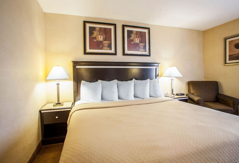 Hotel Quality Inn  | Aurora | Illinois | United States 19