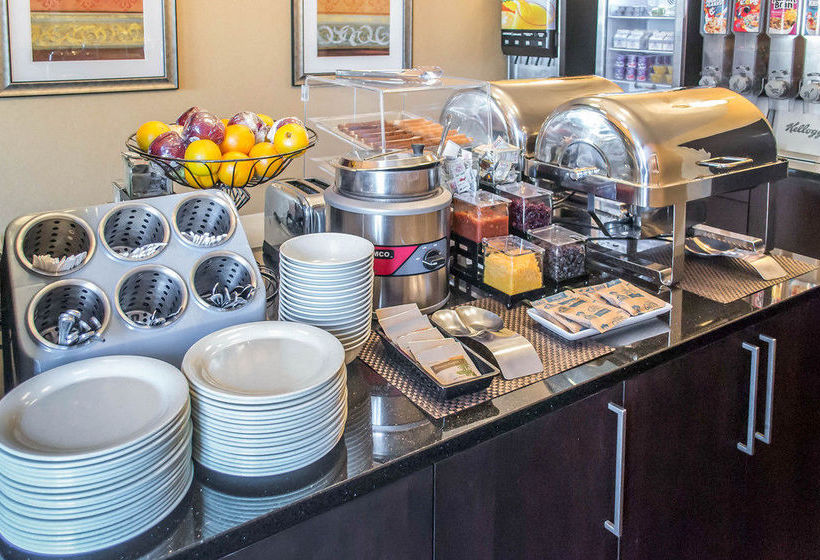 Clarion Hotel Beachwood  | Beachwood | Ohio | United States 6