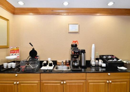 Hotel Econo Lodge Cedar Rapids  | Cedar Rapids | Iowa | United States 19