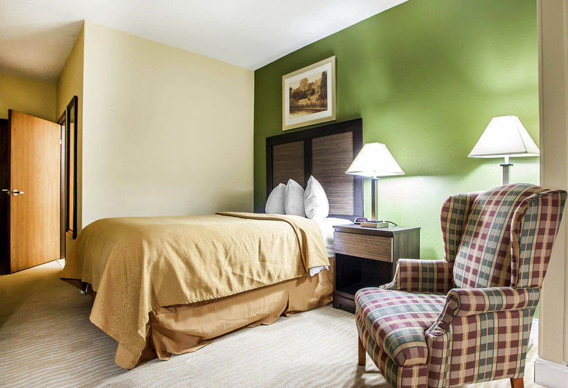 Hotel Quality Inn & Suites  | Champaign | Illinois | United States 12