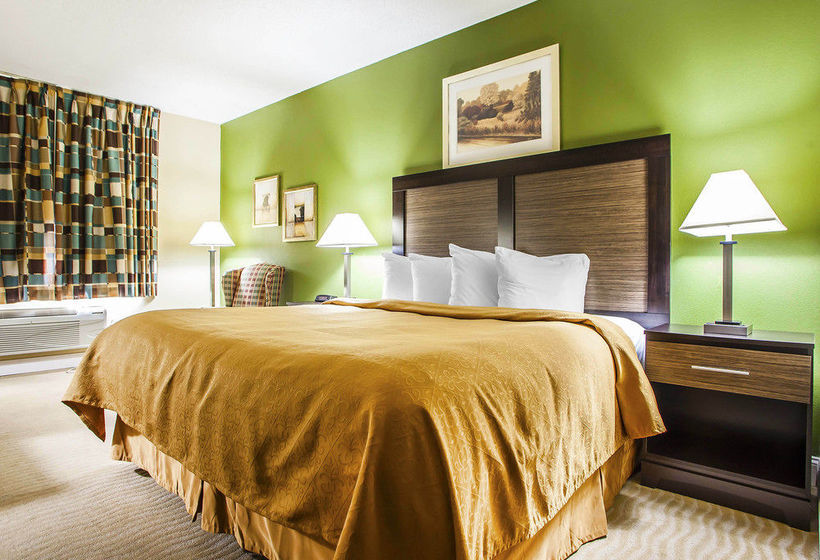 Hotel Quality Inn & Suites  | Champaign | Illinois | United States 8