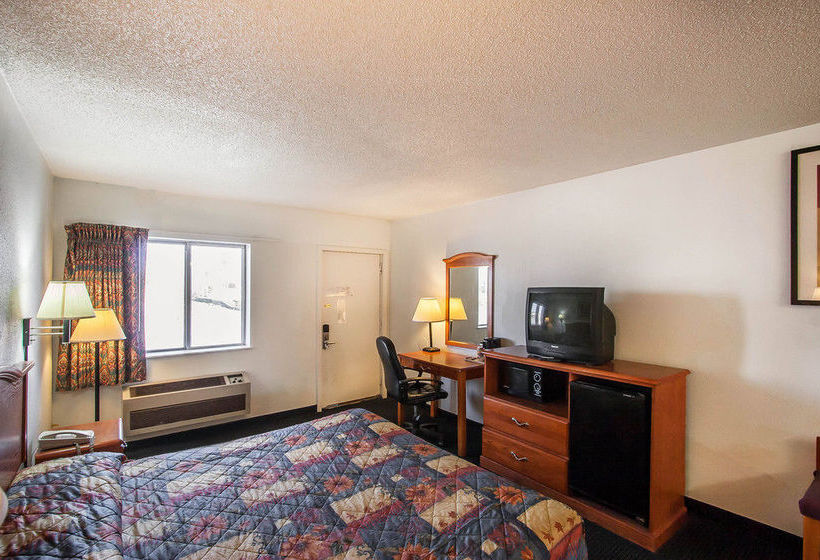 Hotel Rodeway Inn Effingham  | Effingham | Illinois | United States 14