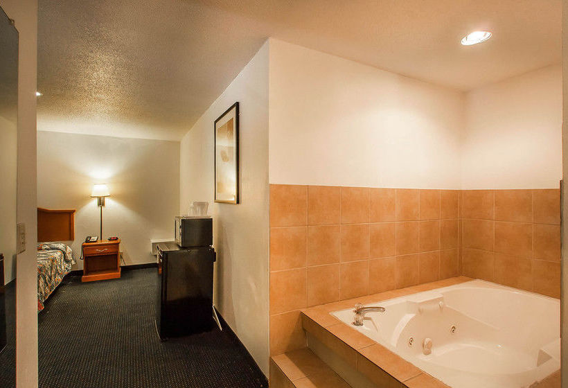 Hotel Rodeway Inn Effingham  | Effingham | Illinois | United States 19